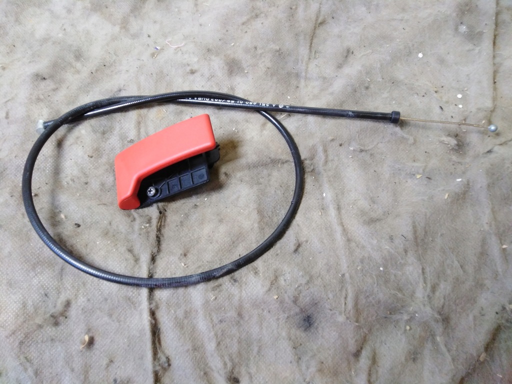 фото №1, Mercedes r w251 ручка трос открывания капот компьютер