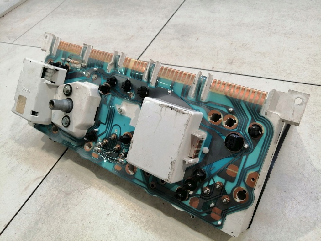 фото №9, Счетчик приборы peugeot 405 ii 1.9 td 9609760080