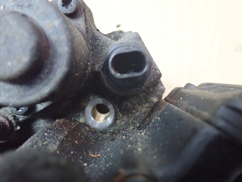 фото №5, Насос упорскування kia ceed ii 1,4 crdi 2014 hb przed lift 33100-2a710