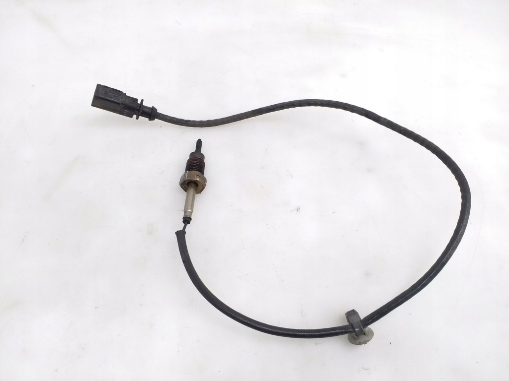 фото №1, Audi a4 s4 b8 8k 2015 датчик температуры выхлопных газов