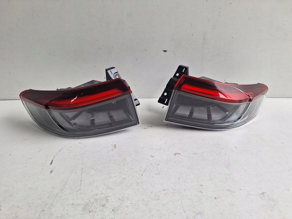 фото №1, Honda hr-v iii 22- лампа задняя левая led