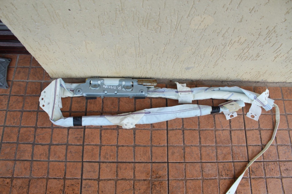 фото №1, Шторка безпеки air bag права opel astra h kombi 13231630