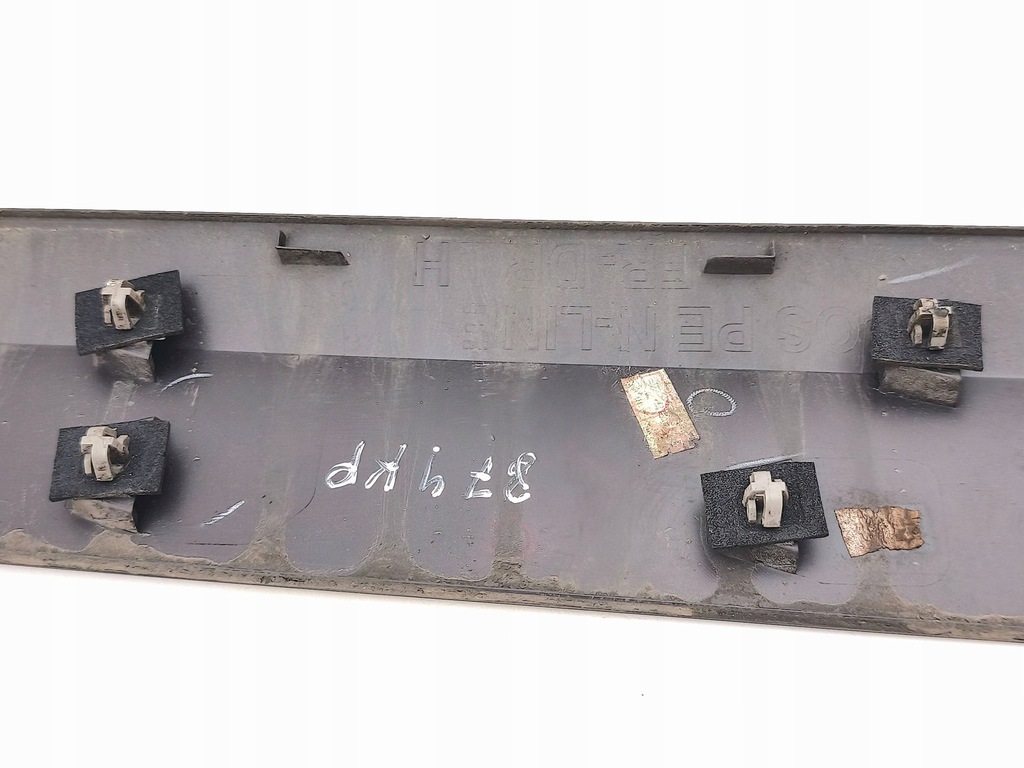 фото №10, Hyundai kona i 2022 молдинг дверь передних 87721j9na0