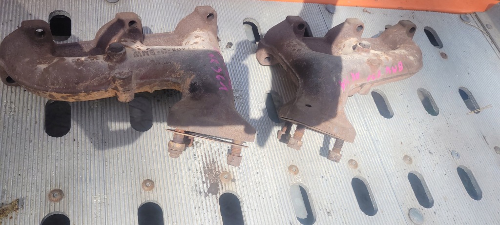 Купити Колектори випускні двигун m20 bmw e30