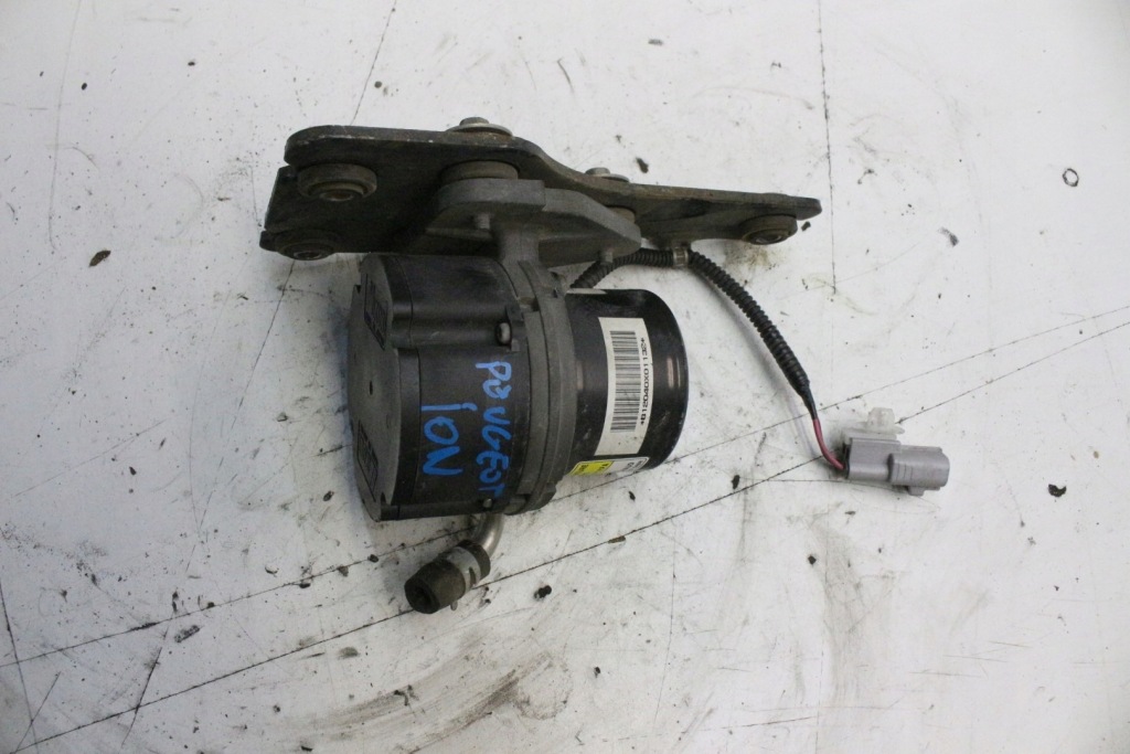 Вакуум насос td8233 peugeot ion citroen c-zero Недорого