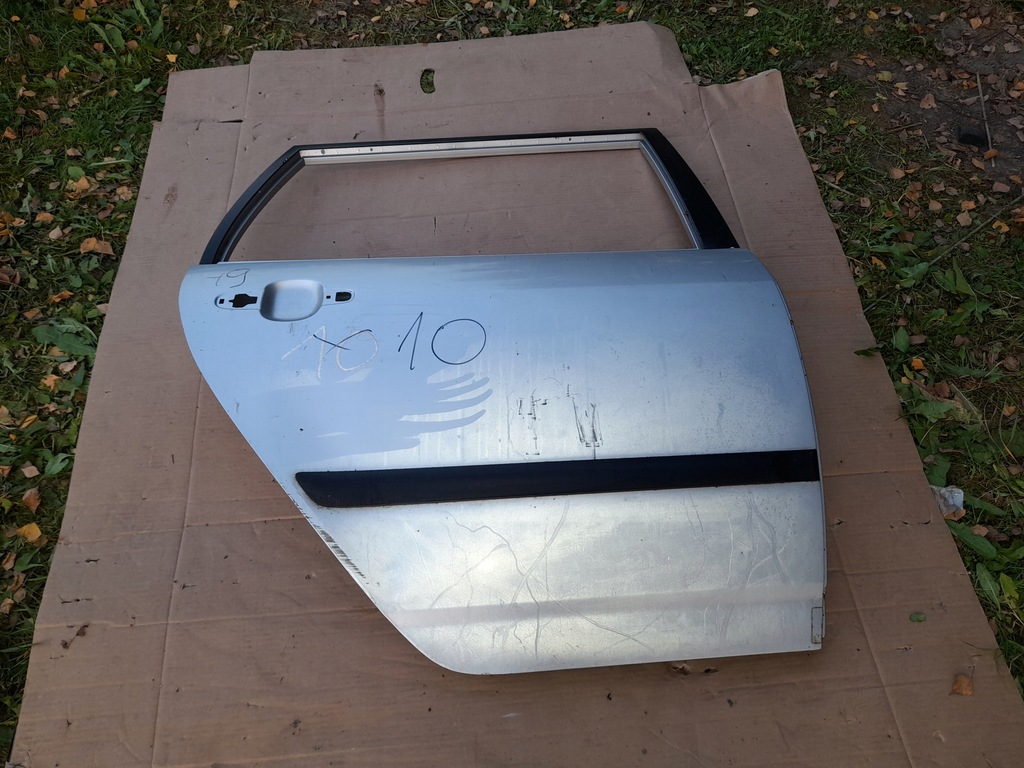 фото №1, Двері правий задня задні праве toyota corolla e21 1f7