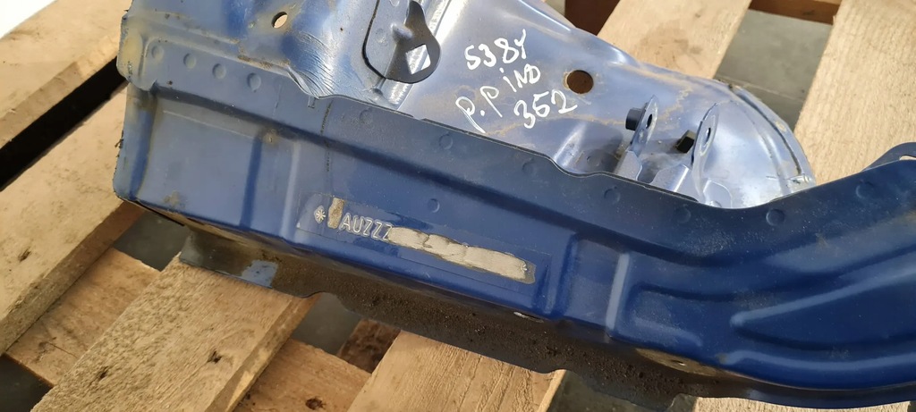 фото №9, S3 8y a3 носик крыла лонжерон правая правый перед lz5m