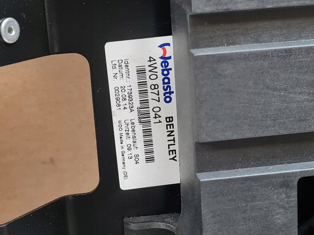 фото №10, 2015 bentley flying spur люк kompletny 4w0877041