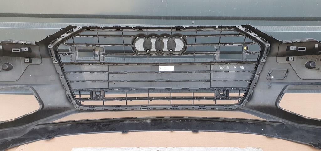 фото №11, Audi a6 c8 4k0 2018- бампер перед оригинал a192