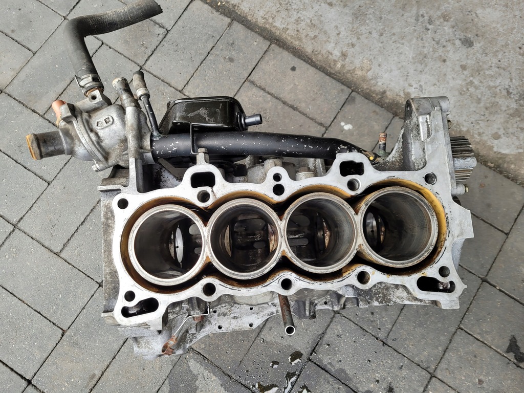 фото №10, Honda crx del sol блок двигуна d16z6