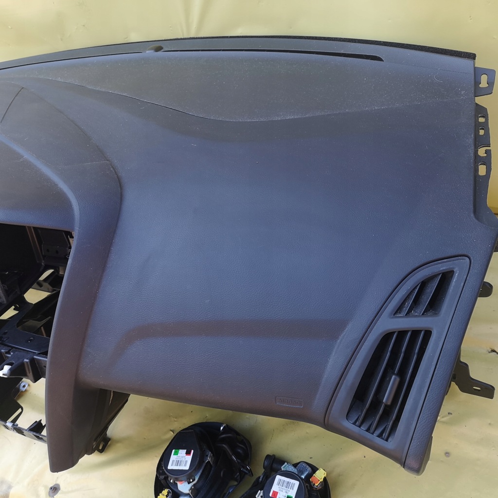 фото №6, Ford focus mk3 lift 14- консоль приборная панель приборная air bag комплект