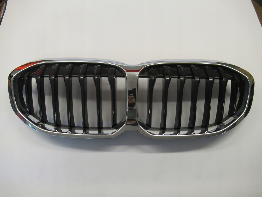 фото №1, Bmw 1 f40 решётка радиатора решётка радиатора решётка 7450957