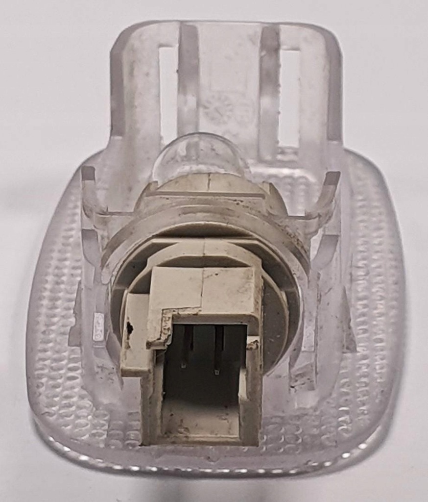 фото №4, Лампа освещение салона mercedes ml w164 a2218200401