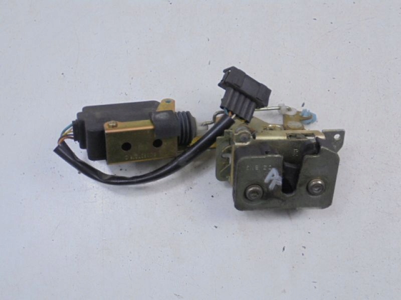 фото №1, Felicia замок дверь перед правый 6u837 6u837016c