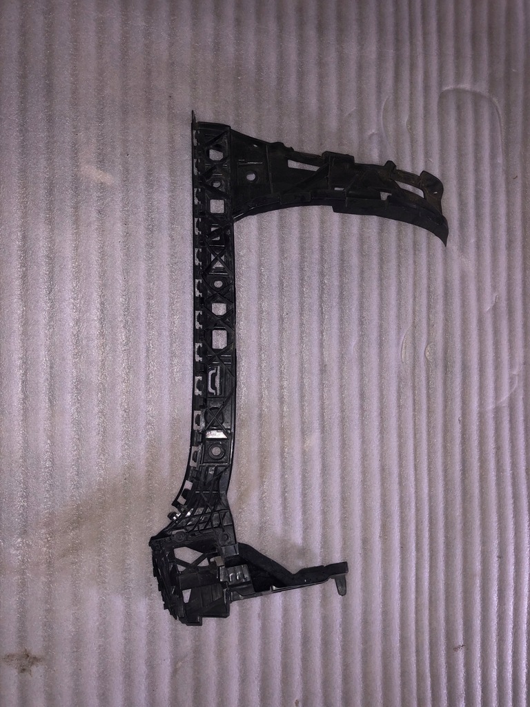 фото №1, Mercedes w213 направляющая a2138850463