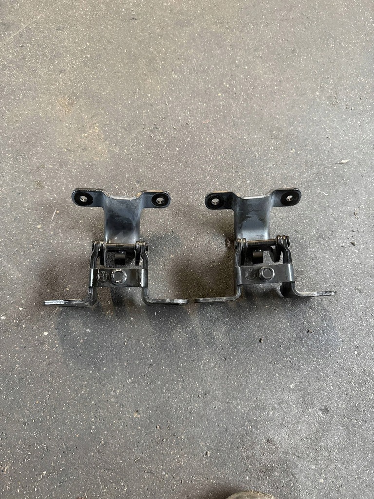 фото №1, Bmw 6 f12 петли крыша комплект 7226973 7226974