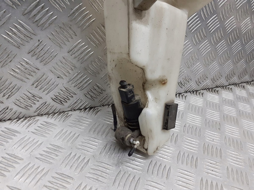 фото №6, Бачок омывателя seat ibiza iii