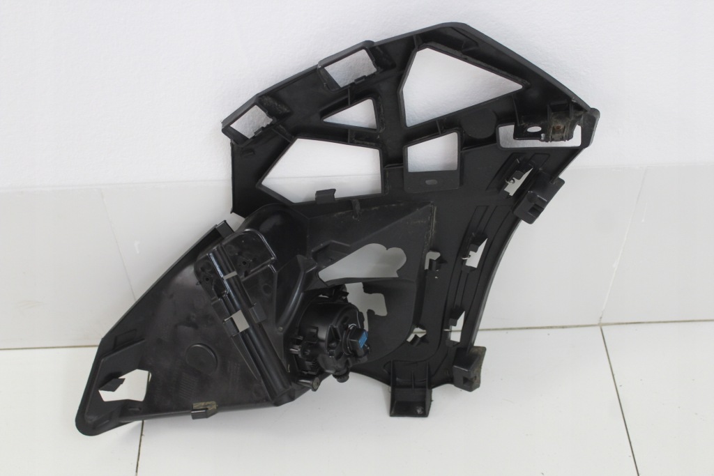 фото №2, Направляющая бампера правый renault scenic iii 09-13r