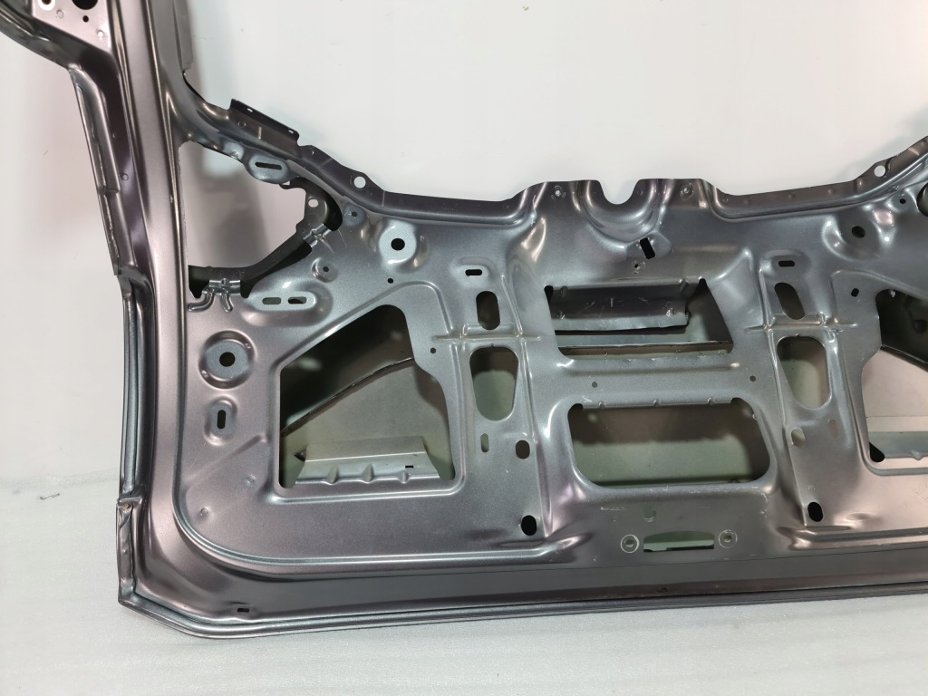 Opel crossland x рестайлинг  21- крышка багажника задний  крышка багажника Недорого