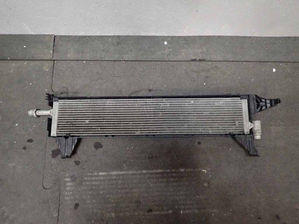 Купити Радіатор води mercedes e klasa glc гібрид