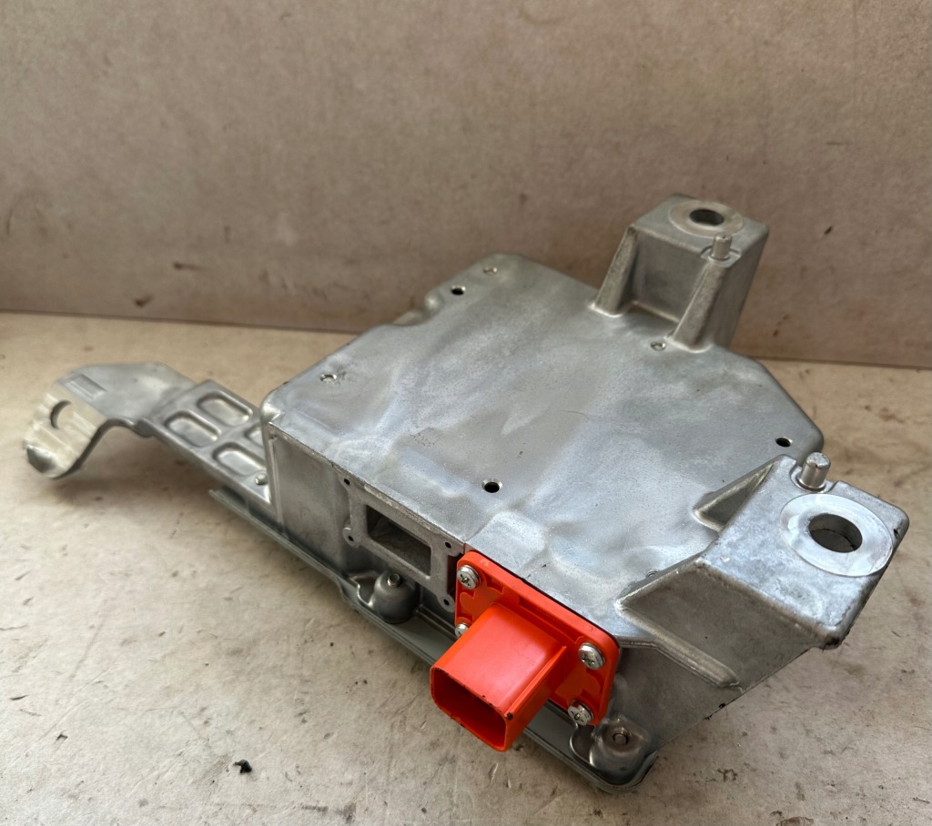 Купить Lexus nx450h+ nx 2 модуль блок управления аккумулятора 6358-9387