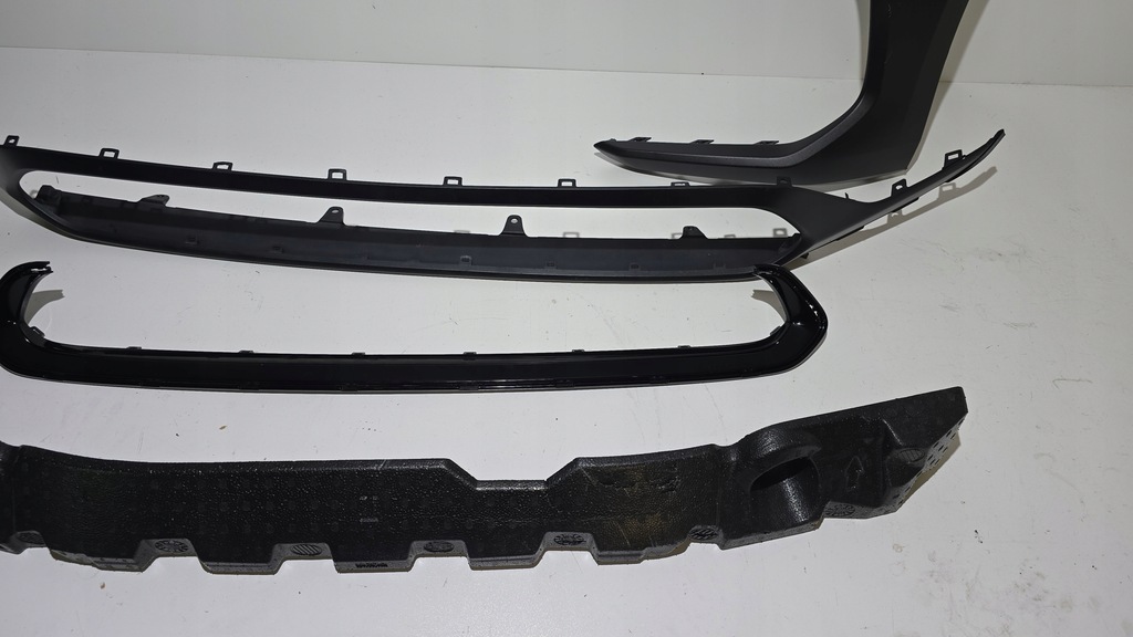 фото №11, Toyota bz4x бампер передний накладка абсорбер