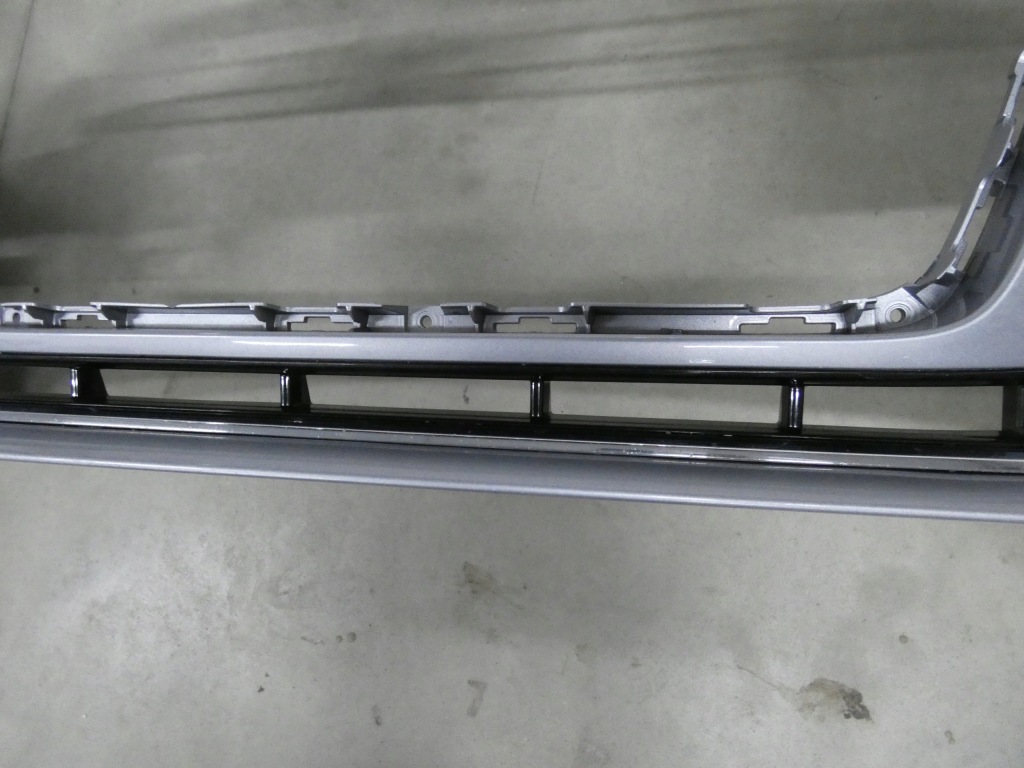 фото №9, Audi оригинальный номер 4g0807437s бампер