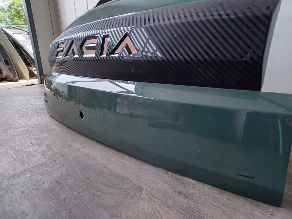 фото №6, Крышка багажника задняя задняя -------- dacia spring lift 2024-