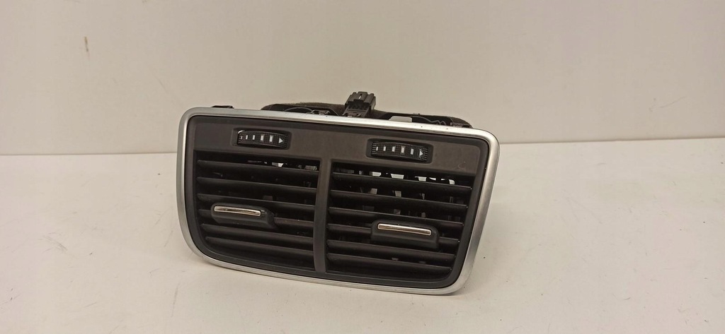 фото №1, Audi a6 c7 решітка обдув 4g0819203