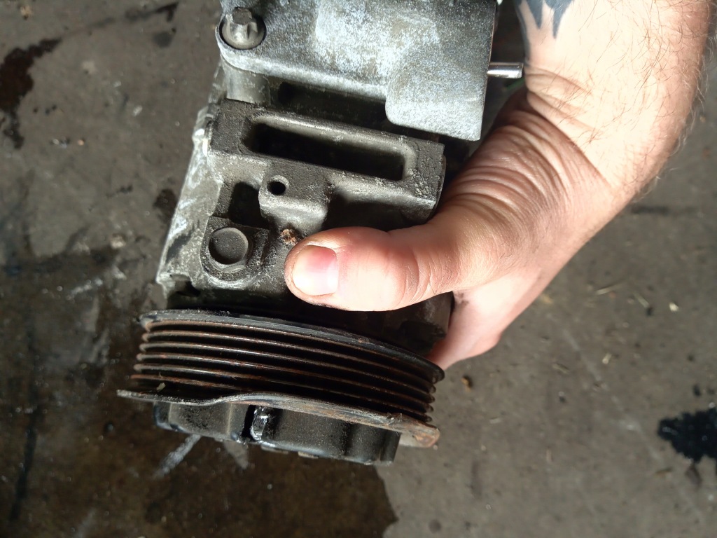 фото №11, Компресор кондиціонера 1.9 fabia 6q0820803d 4472208124 sb4-919659