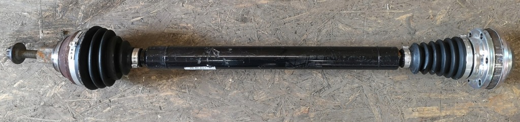 Купити Привідний вал półośka правий vw seat skoda audi 3q0407272c