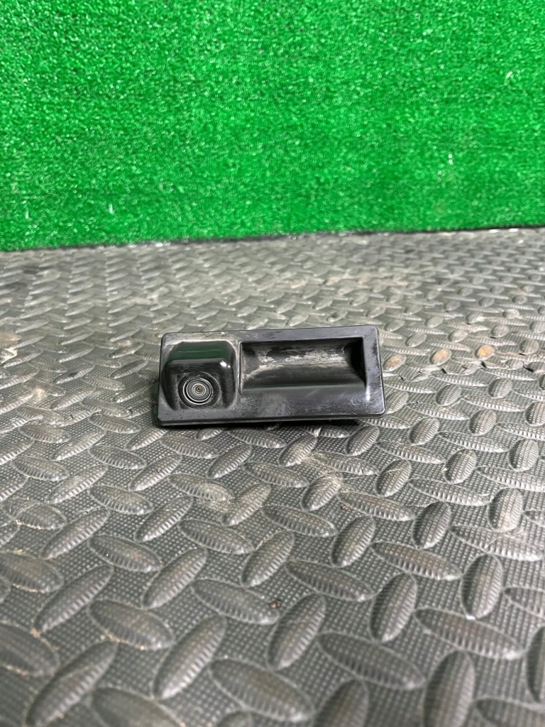 фото №1, Porsche cayenne 92a камера заднего вида