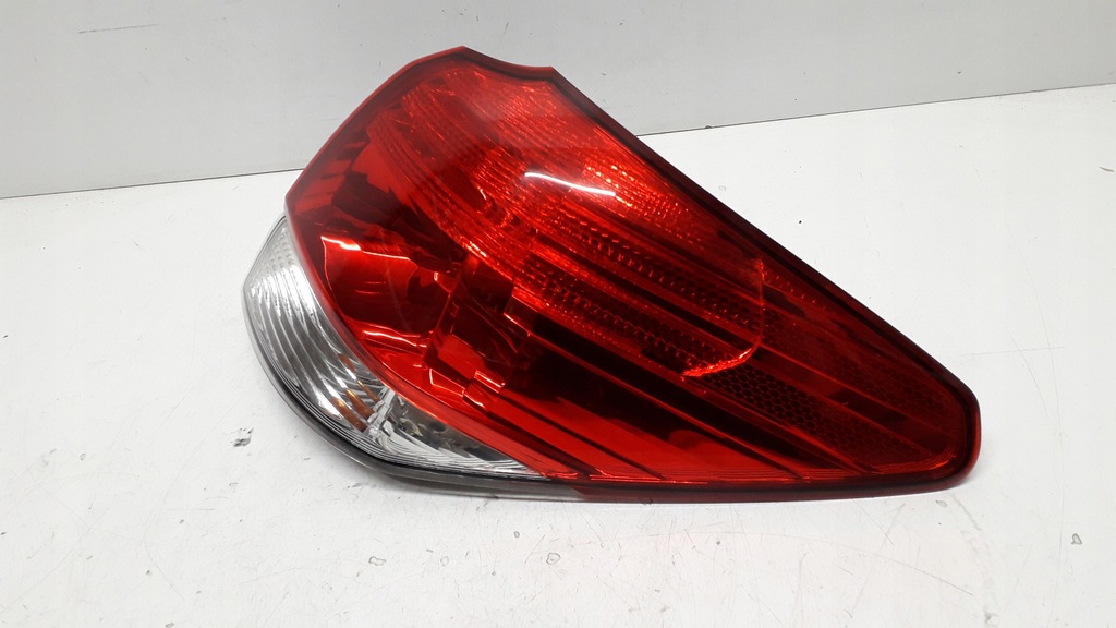 фото №8, Legacy v outback iv kombi лампа правая задняя - cała