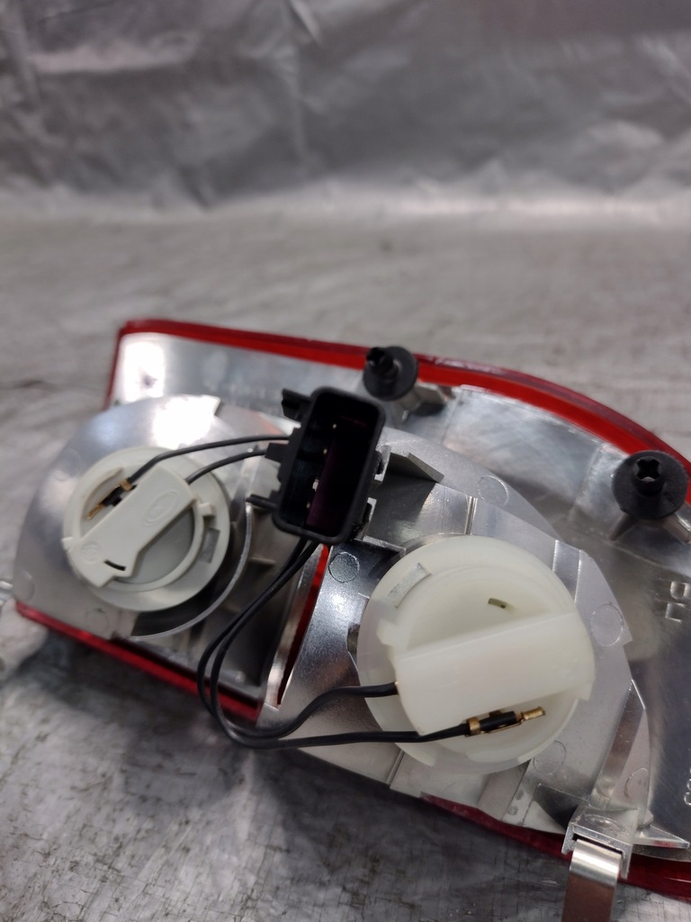 фото №8, Правая задний лампа багажника opel insignia a kombi оригинальный номер 13226855