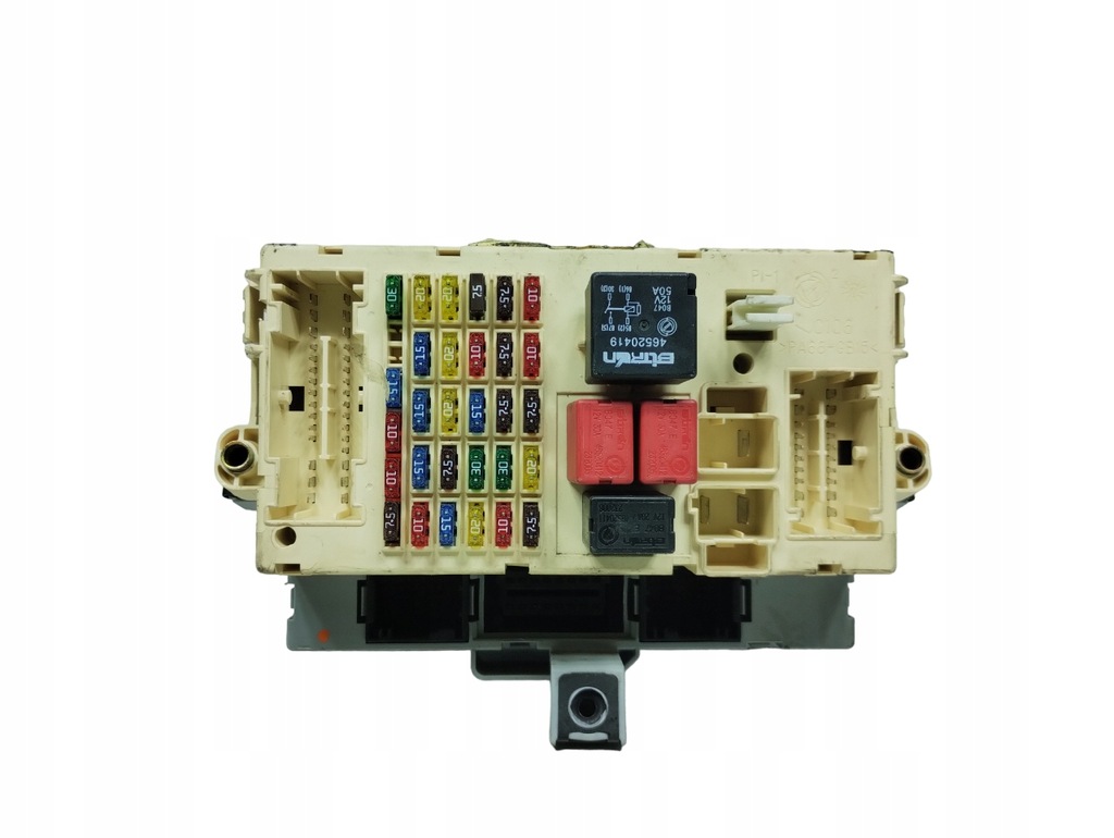 фото №1, Fiat stilo коробка запобіжників