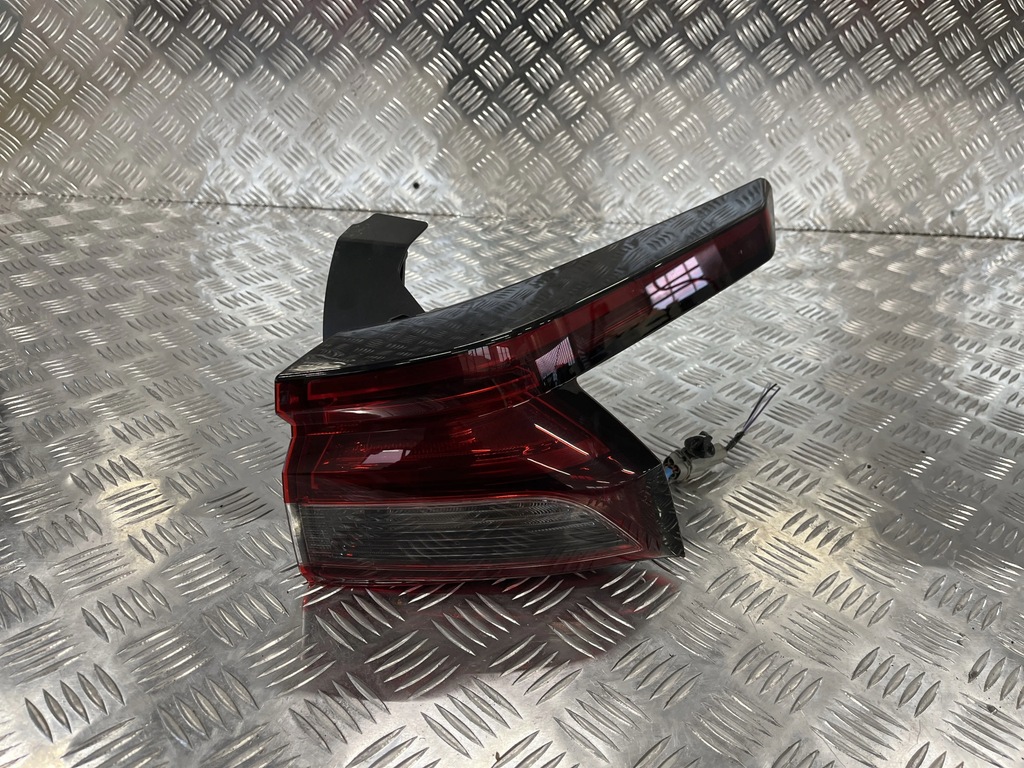 фото №1, Лампа правый задняя nissan qashqai iii j12 21-