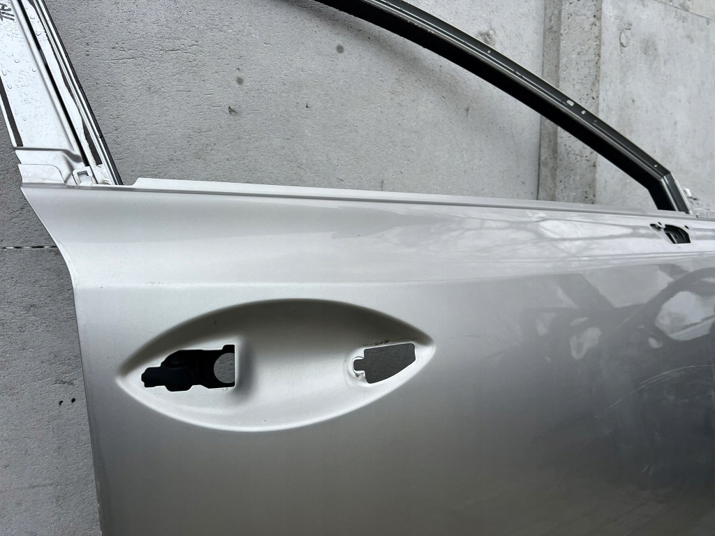 Дверь lexus nx 1 2014-2021 передние правое перед правая  bardzo в хорошем состоянии Недорого