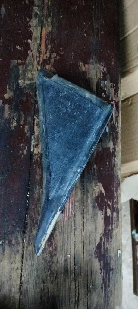 фото №1, Volvo xc60 ii треугольник защита крыла правый 31651430