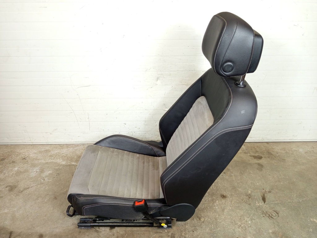 фото №10, Сидіння салон заднє сидіння напівшкіра vw passat b8 kombi підігрів масаж europa