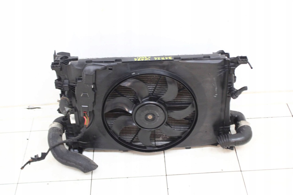 фото №1, Mercedes a klasa w176 2012r- 1.5 dci радиатор вентилятор комплект