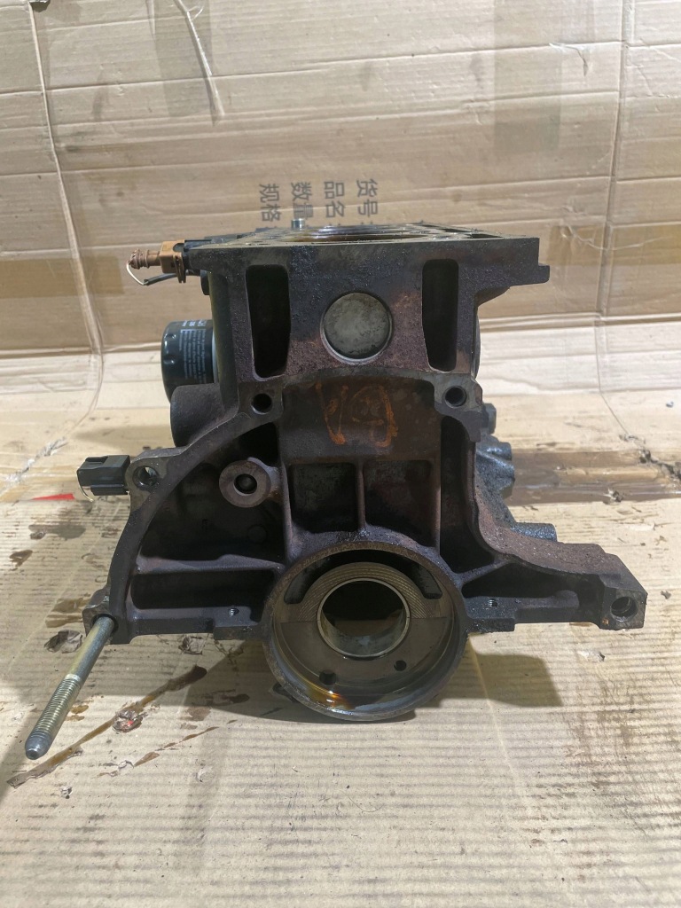 Renault scenic 2 - блок двигателя Недорого