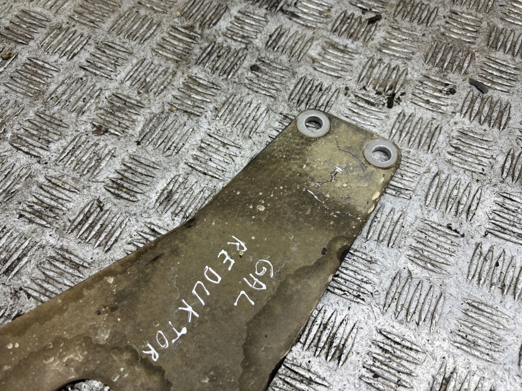 Rolls-royce silver spur 1987 кронштейн заднього диференціал Недорого