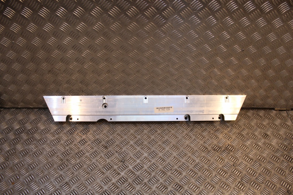 фото №1, Bmw ix3 g08 bev молдинг защитная аккумулятор