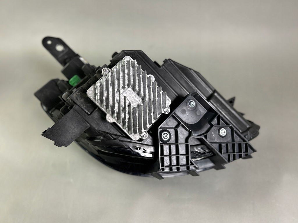 фото №7, Лампа передня ліва maserati grecale 670293076