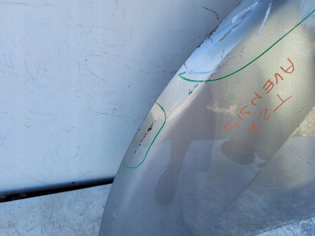 фото №3, Toyota avensis t27 капот перед передня