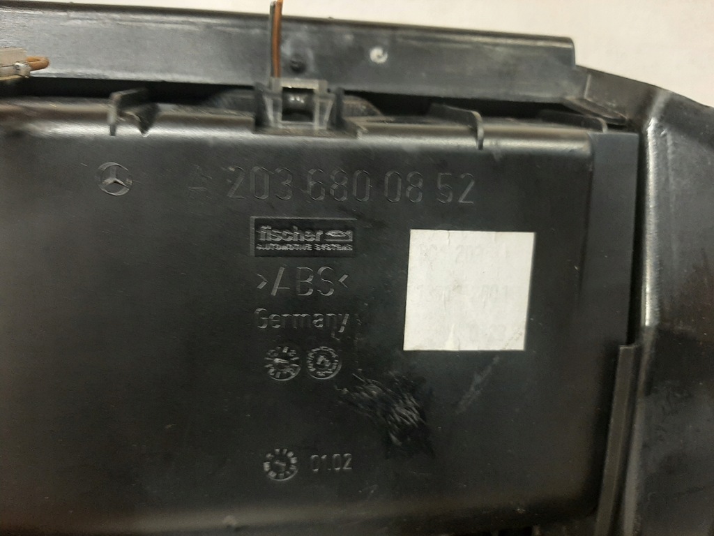 фото №15, Mercedes w203 подлокотник туннель средний