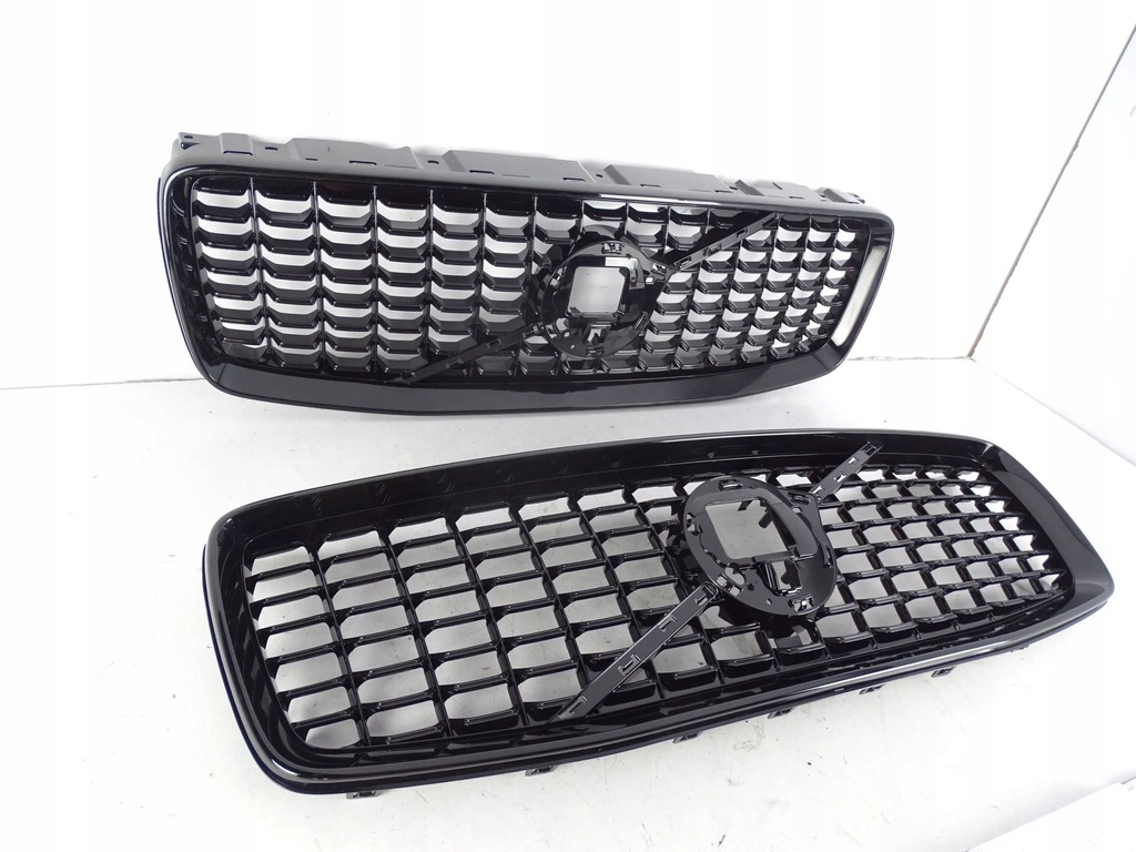 фото №3, Решётка радиатора volvo xc90 ii r-design lift black 32365199 32365187