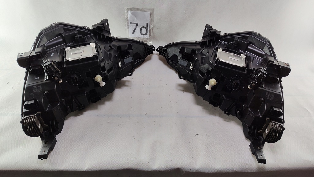 фото №15, Renault arkana full led левый правый фара лампа левая правая mid