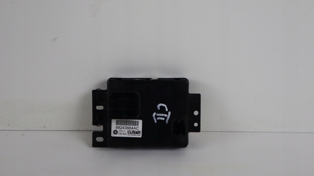 фото №1, Jeep compass ii 17- модуль кондиционера 68243664ac