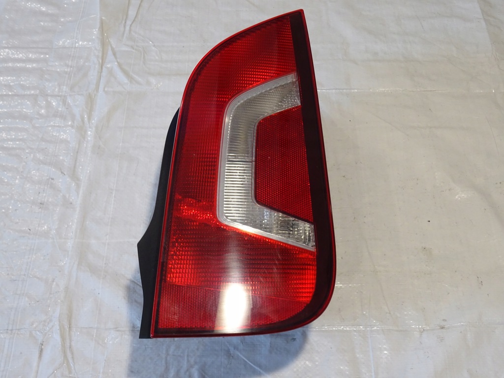 фото №1, Лампа задня задня задня права vw up up! 11-15